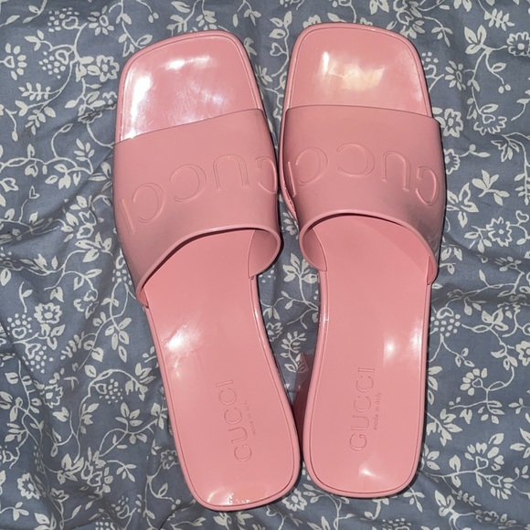 Gucci Heels - Picture 6 of 7